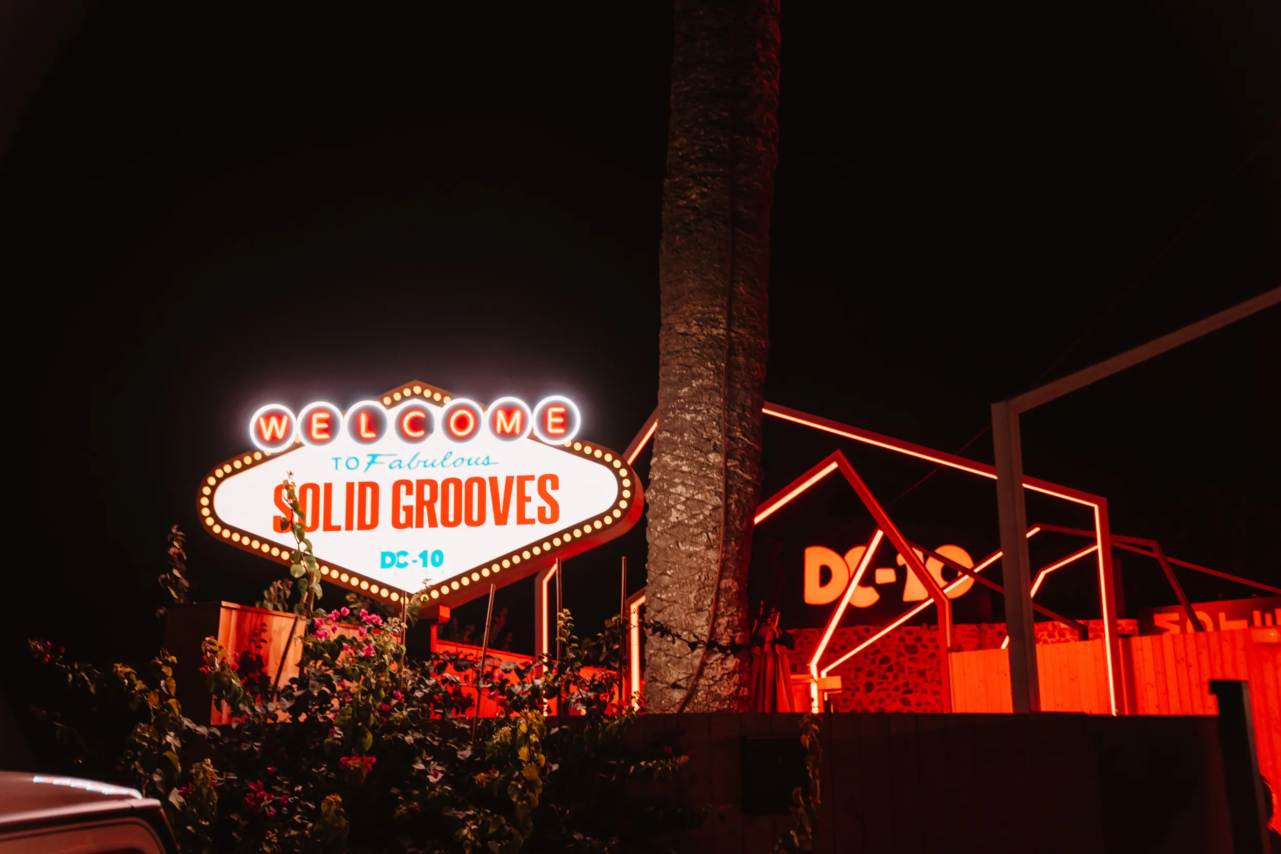 SOLID GROOVES IBIZA
