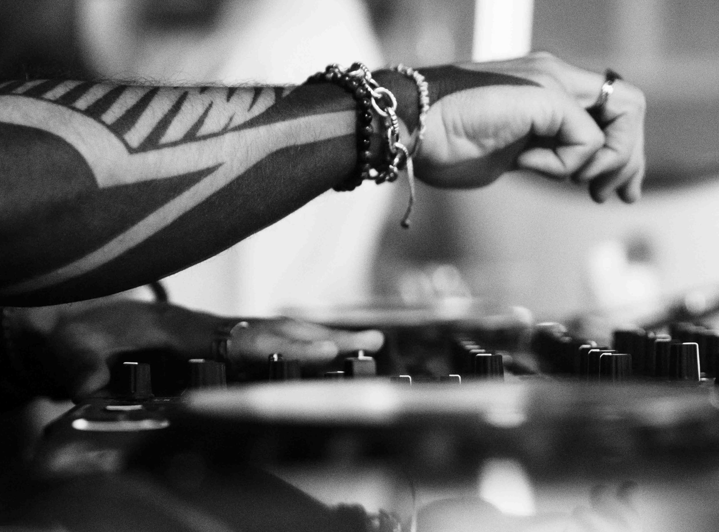 DC10 IBIZA SPOTIFY